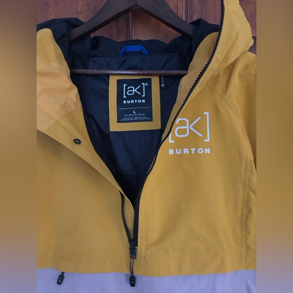Burton Women's [ak] Kimmy Gore 2L Jacket - Goldenrod/Shadow Pink - Picture 3 of 12